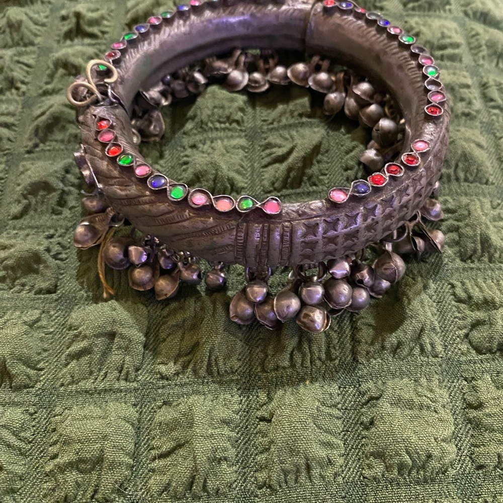Vintage Middle Eastern Tribal Gypsy Belly Dancing Ankle Bracelet in Local Silver